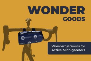 Wonder Goods bike with handlebar bag